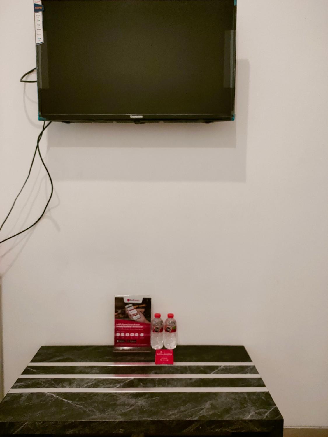 Reddoorz At Sukomanunggal Surabaya Exterior photo